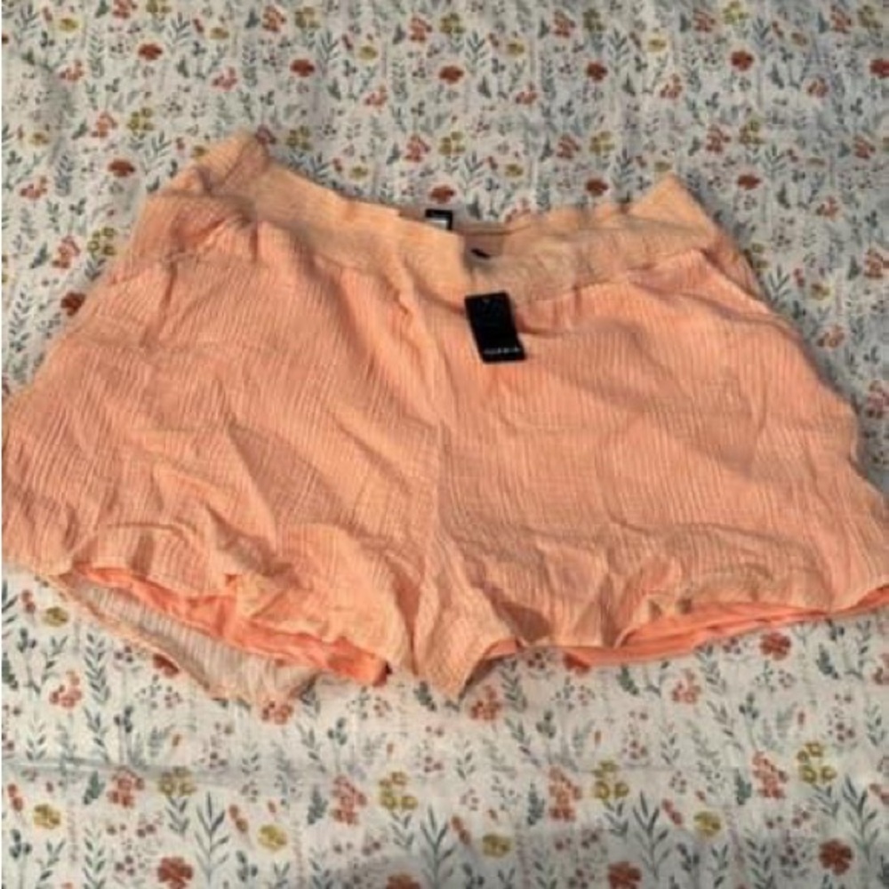 Torrid size 3 nwt shorts